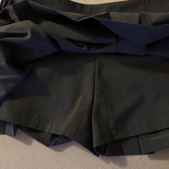 Zara Black Mini Skirt with Belt - Picture 4 of 4